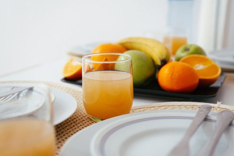 extracting juice from fruit